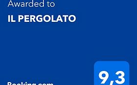IL PERGOLATO con parcheggio privato